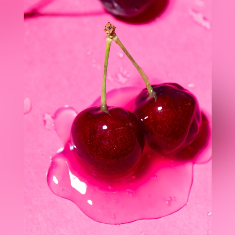 TRULY CHERRY JELLY BODY WASH - Picture 3 of 4
